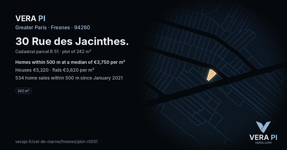 30 Rue des Jacinthes, Fresnes at night – the plot lit, the parcels around coloured by the prices near them
