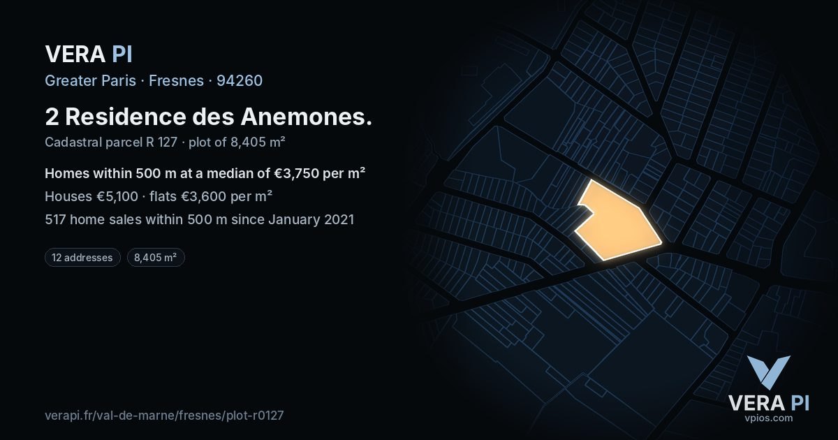 2 Residence des Anemones, Fresnes at night – the plot lit, the parcels around coloured by the prices near them