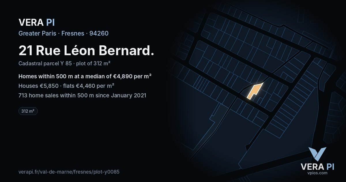 21 Rue Léon Bernard, Fresnes at night – the plot lit, the parcels around coloured by the prices near them