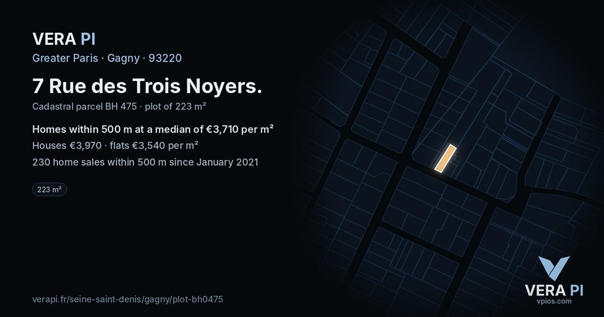 7 Rue des Trois Noyers, Gagny at night – the plot lit, the parcels around coloured by the prices near them