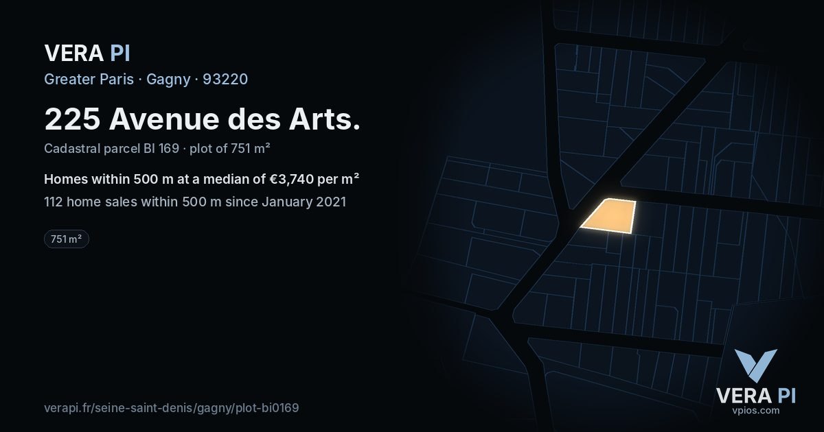 225 Avenue des Arts, Gagny at night – the plot lit, the parcels around coloured by the prices near them