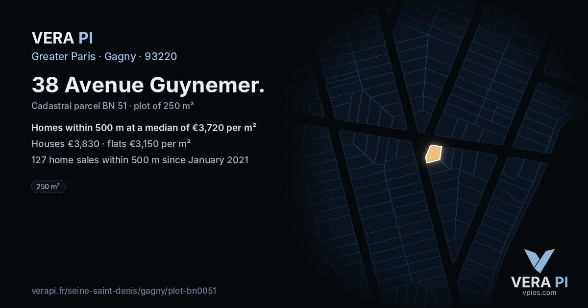 38 Avenue Guynemer, Gagny at night – the plot lit, the parcels around coloured by the prices near them