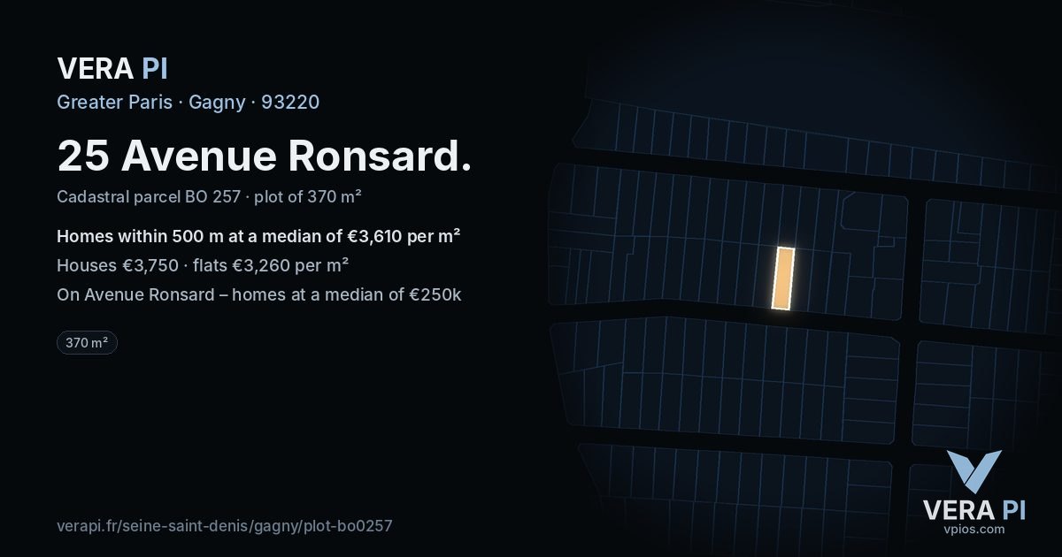 25 Avenue Ronsard, Gagny at night – the plot lit, the parcels around coloured by the prices near them