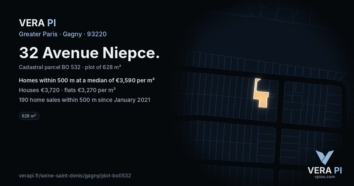 32 Avenue Niepce, Gagny at night – the plot lit, the parcels around coloured by the prices near them