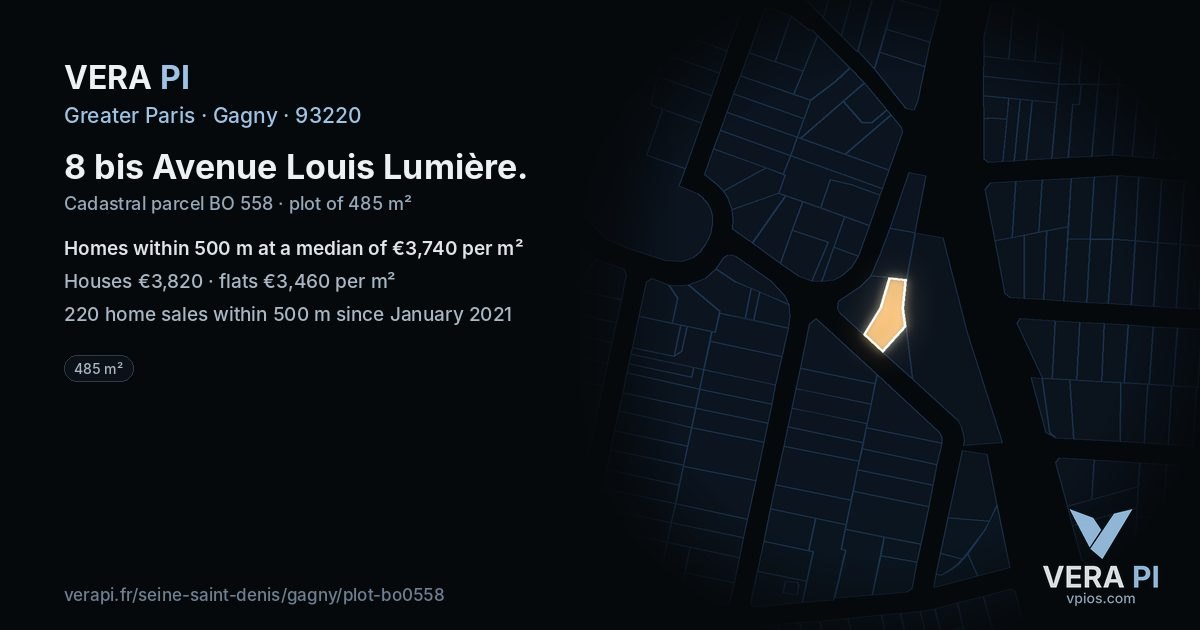 8 bis Avenue Louis Lumière, Gagny at night – the plot lit, the parcels around coloured by the prices near them