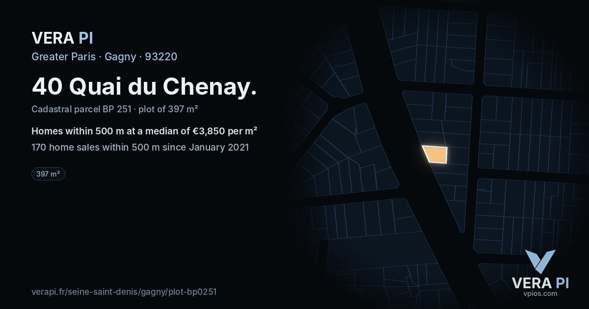 40 Quai du Chenay, Gagny at night – the plot lit, the parcels around coloured by the prices near them