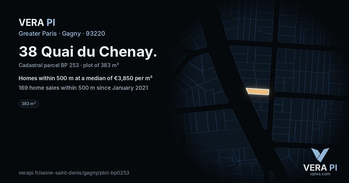 38 Quai du Chenay, Gagny at night – the plot lit, the parcels around coloured by the prices near them