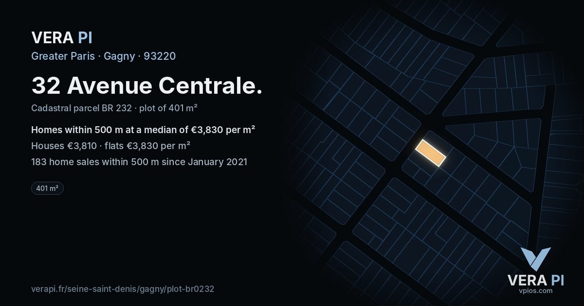 32 Avenue Centrale, Gagny at night – the plot lit, the parcels around coloured by the prices near them