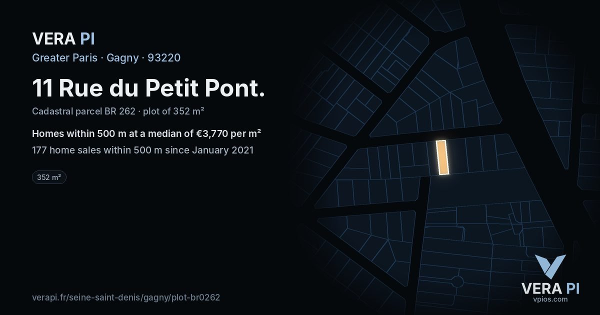 11 Rue du Petit Pont, Gagny at night – the plot lit, the parcels around coloured by the prices near them