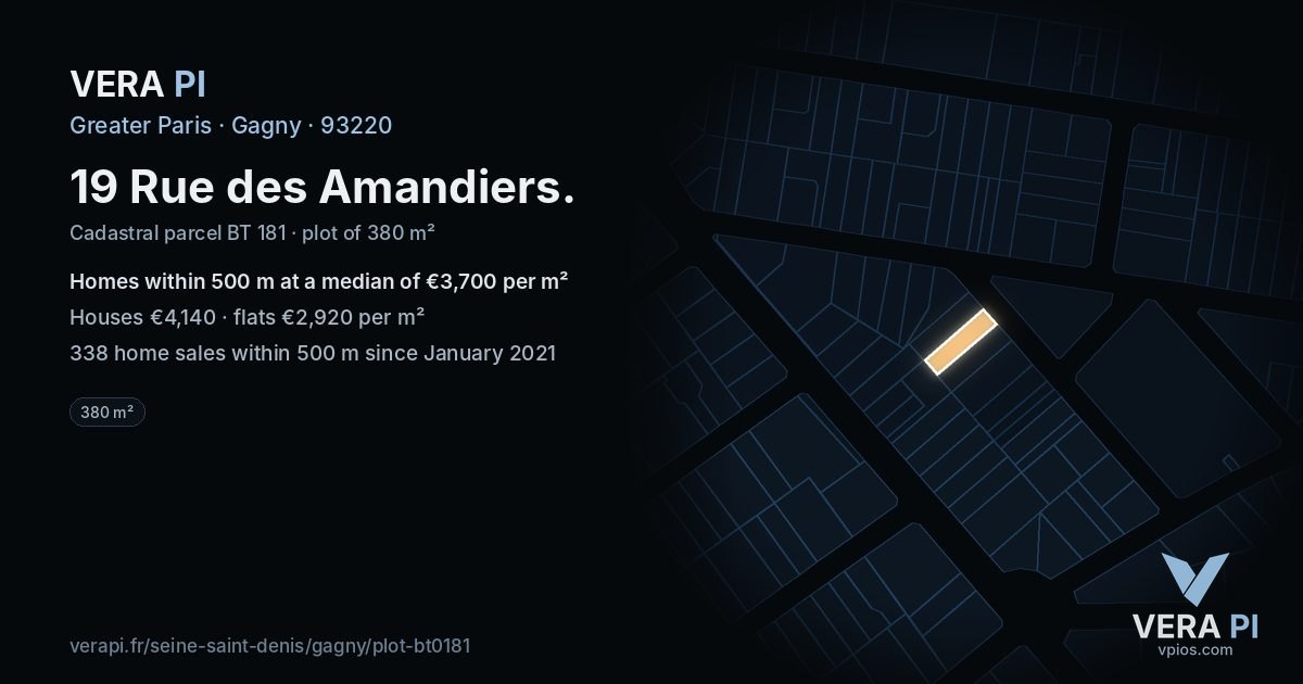 19 Rue des Amandiers, Gagny at night – the plot lit, the parcels around coloured by the prices near them
