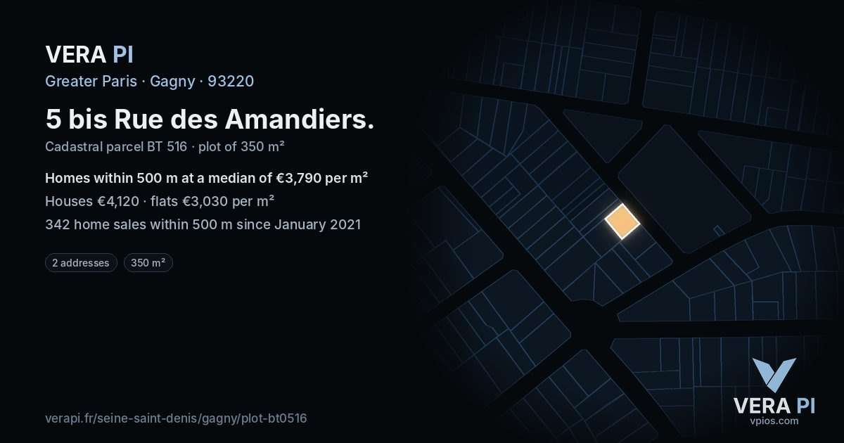 5 bis Rue des Amandiers, Gagny at night – the plot lit, the parcels around coloured by the prices near them