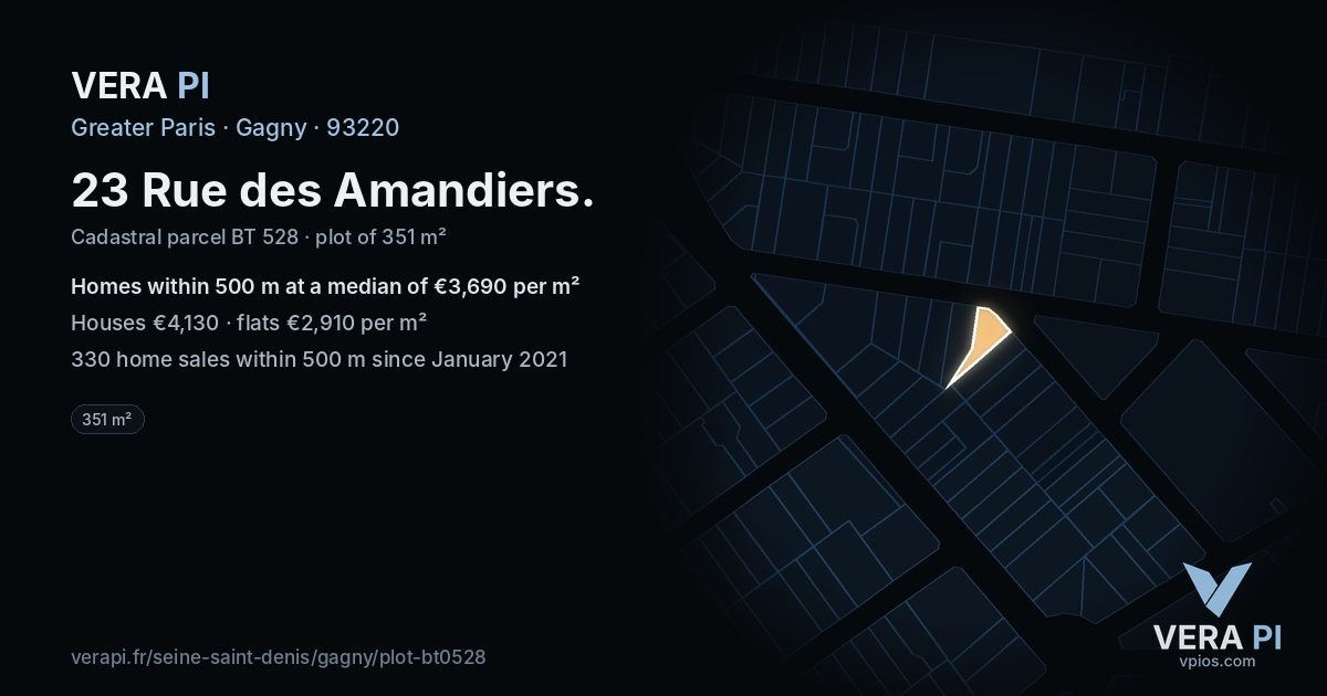 23 Rue des Amandiers, Gagny at night – the plot lit, the parcels around coloured by the prices near them