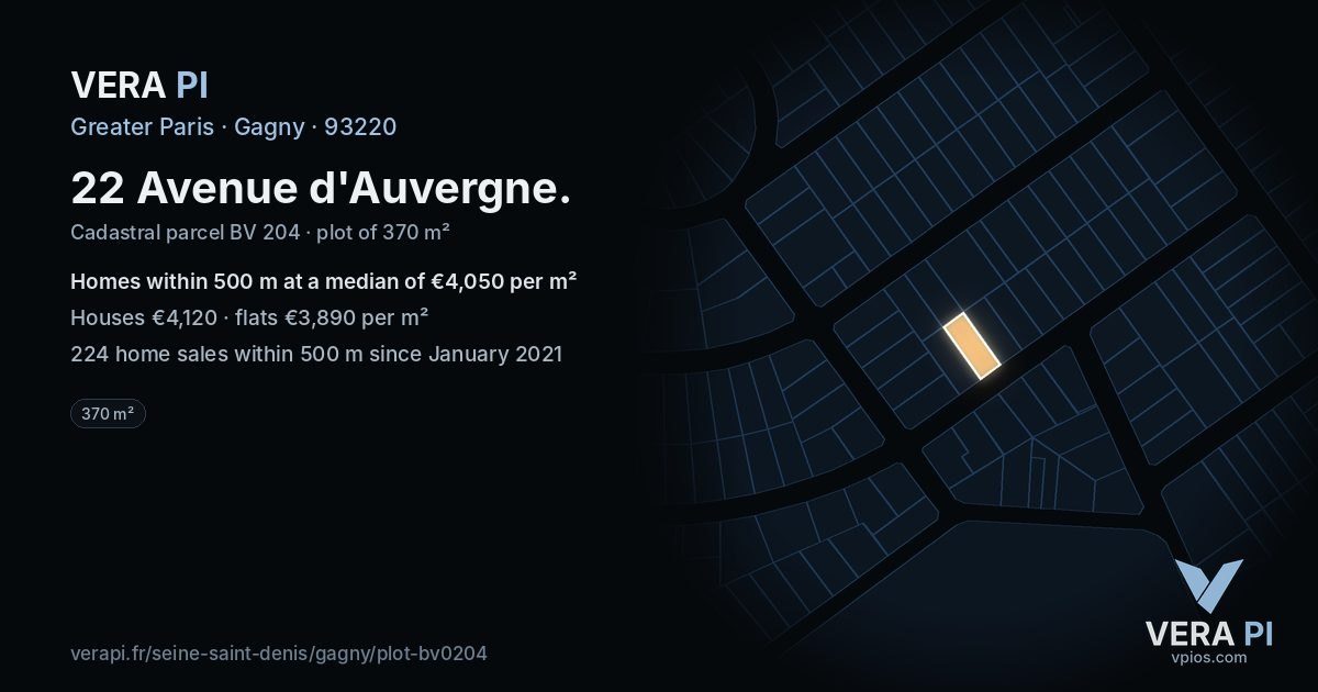 22 Avenue d'Auvergne, Gagny at night – the plot lit, the parcels around coloured by the prices near them