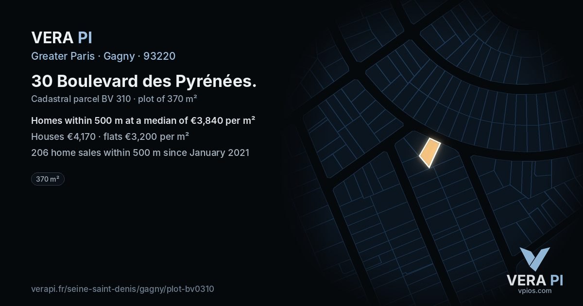 30 Boulevard des Pyrénées, Gagny at night – the plot lit, the parcels around coloured by the prices near them