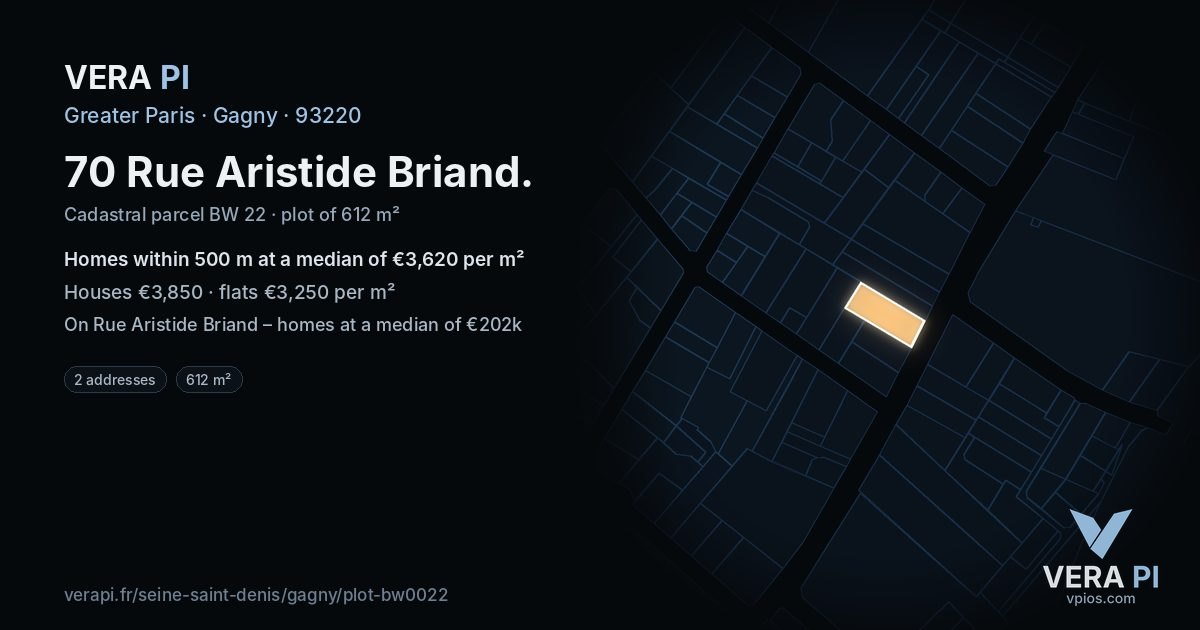 70 Rue Aristide Briand, Gagny at night – the plot lit, the parcels around coloured by the prices near them