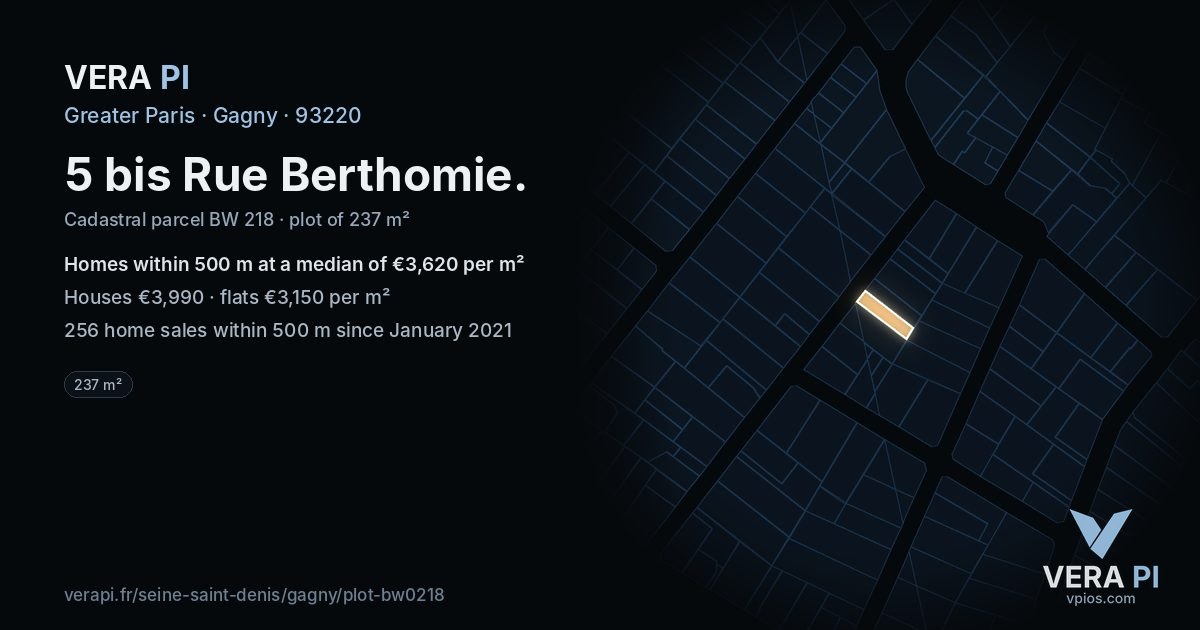 5 bis Rue Berthomie, Gagny at night – the plot lit, the parcels around coloured by the prices near them