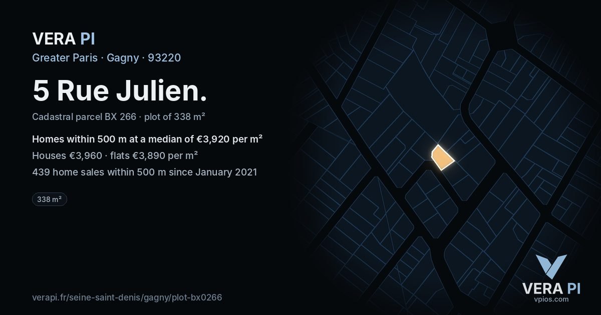 5 Rue Julien, Gagny at night – the plot lit, the parcels around coloured by the prices near them