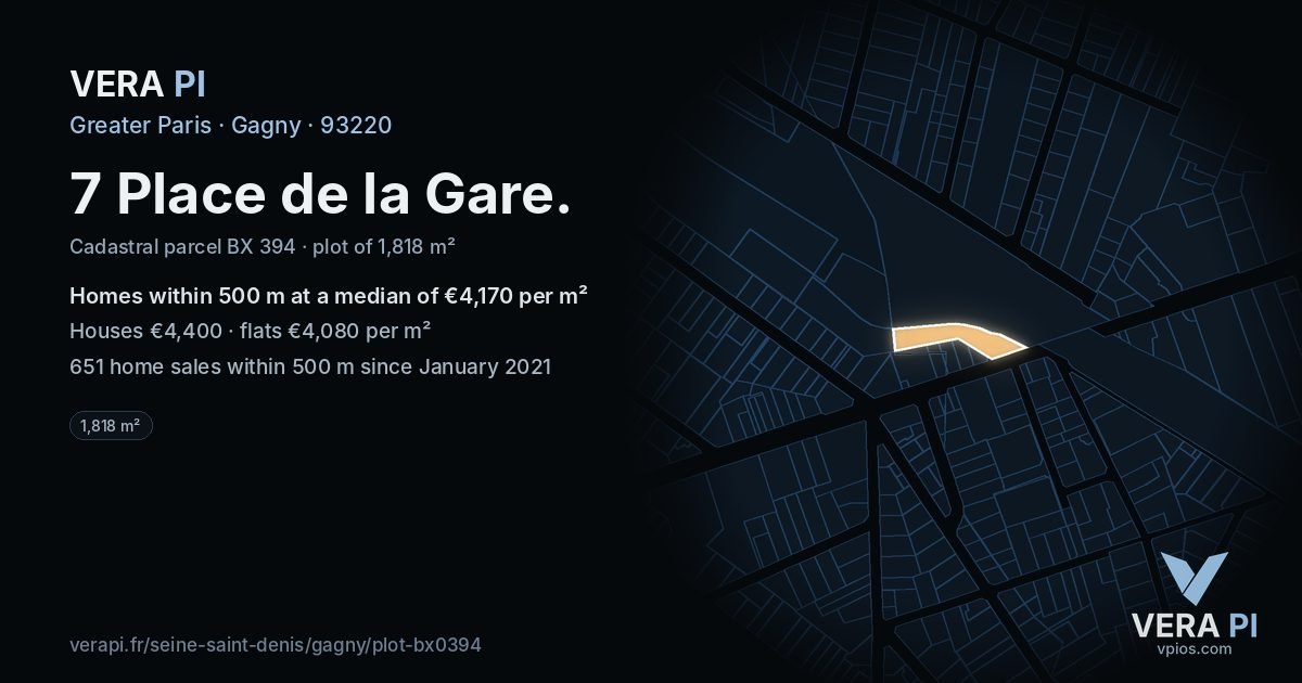7 Place de la Gare, Gagny at night – the plot lit, the parcels around coloured by the prices near them