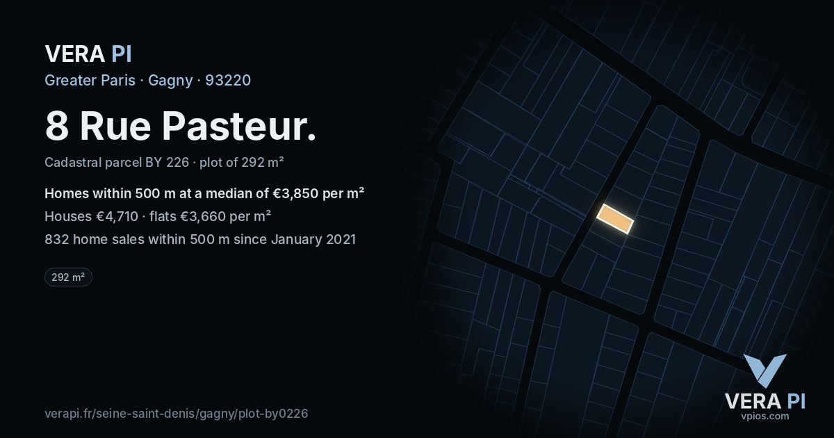 8 Rue Pasteur, Gagny at night – the plot lit, the parcels around coloured by the prices near them