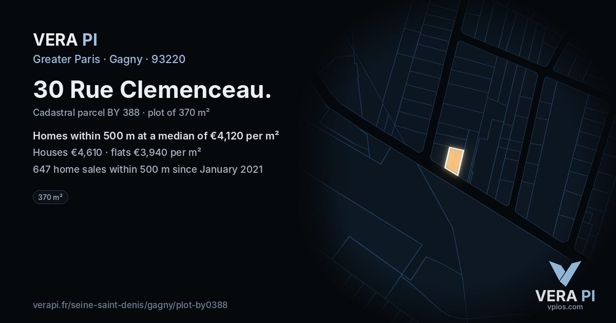 30 Rue Clemenceau, Gagny at night – the plot lit, the parcels around coloured by the prices near them