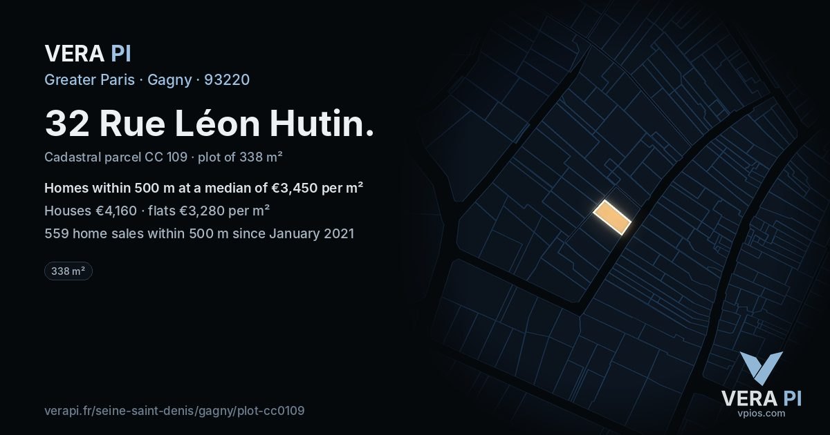 32 Rue Léon Hutin, Gagny at night – the plot lit, the parcels around coloured by the prices near them