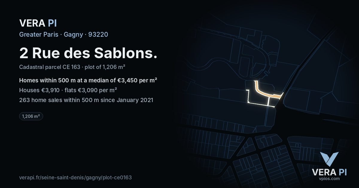 2 Rue des Sablons, Gagny at night – the plot lit, the parcels around coloured by the prices near them