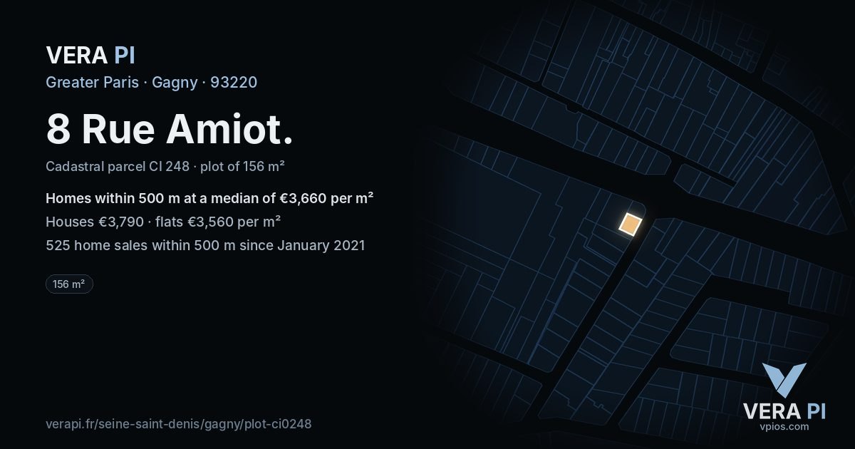 8 Rue Amiot, Gagny at night – the plot lit, the parcels around coloured by the prices near them