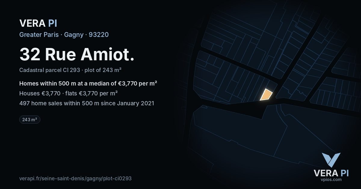 32 Rue Amiot, Gagny at night – the plot lit, the parcels around coloured by the prices near them