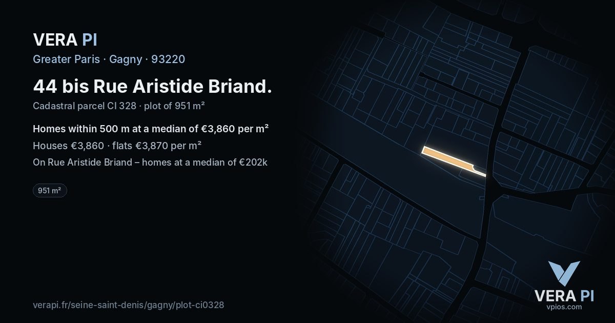 44 bis Rue Aristide Briand, Gagny at night – the plot lit, the parcels around coloured by the prices near them