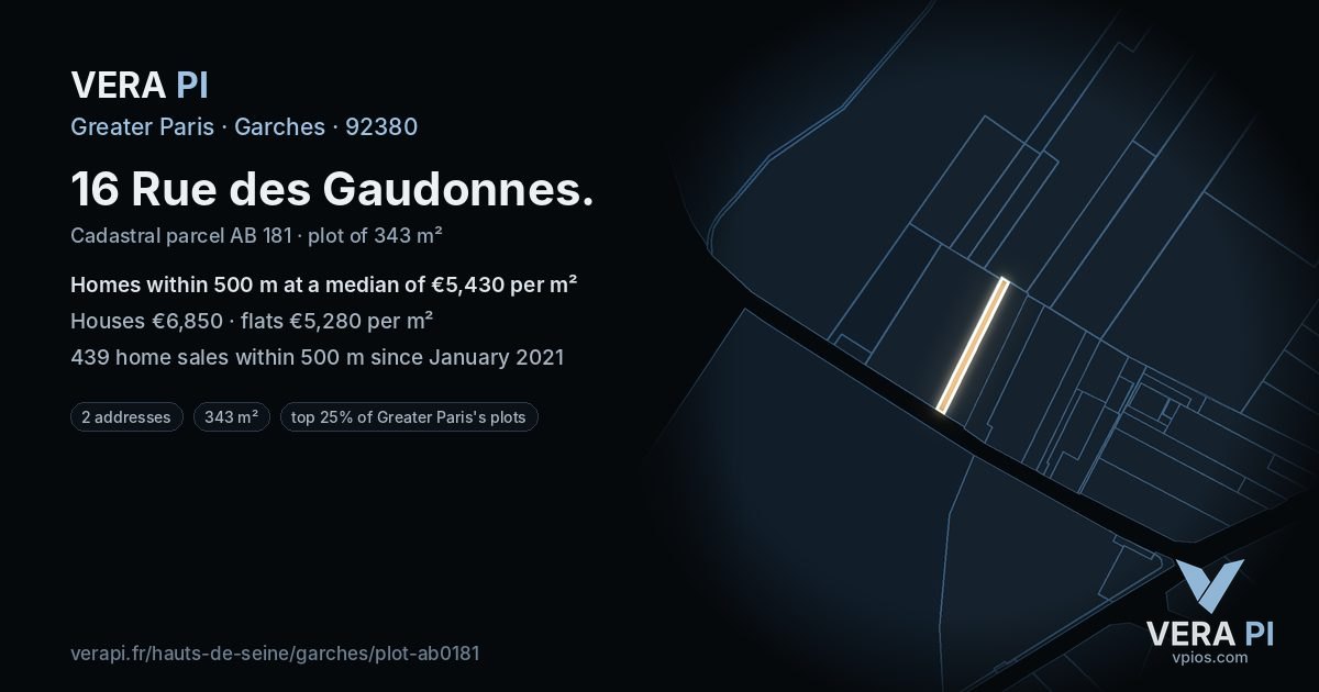 16 Rue des Gaudonnes, Garches at night – the plot lit, the parcels around coloured by the prices near them