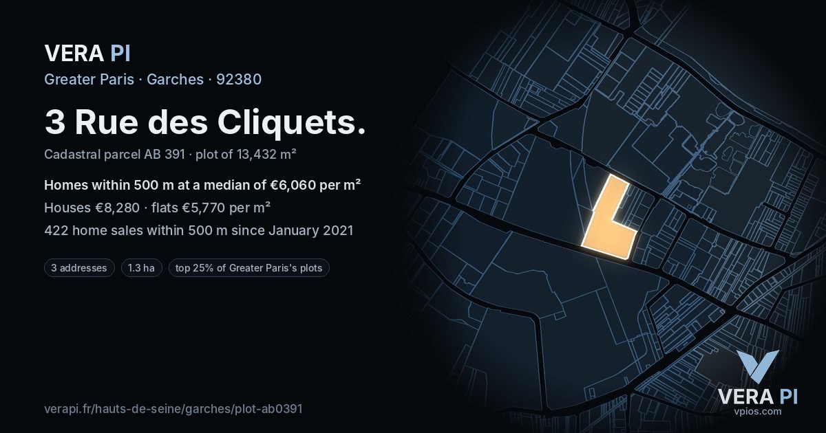 3 Rue des Cliquets, Garches at night – the plot lit, the parcels around coloured by the prices near them