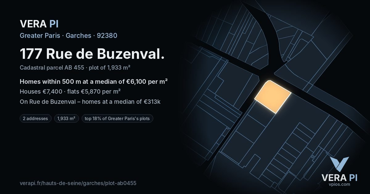 177 Rue de Buzenval, Garches at night – the plot lit, the parcels around coloured by the prices near them