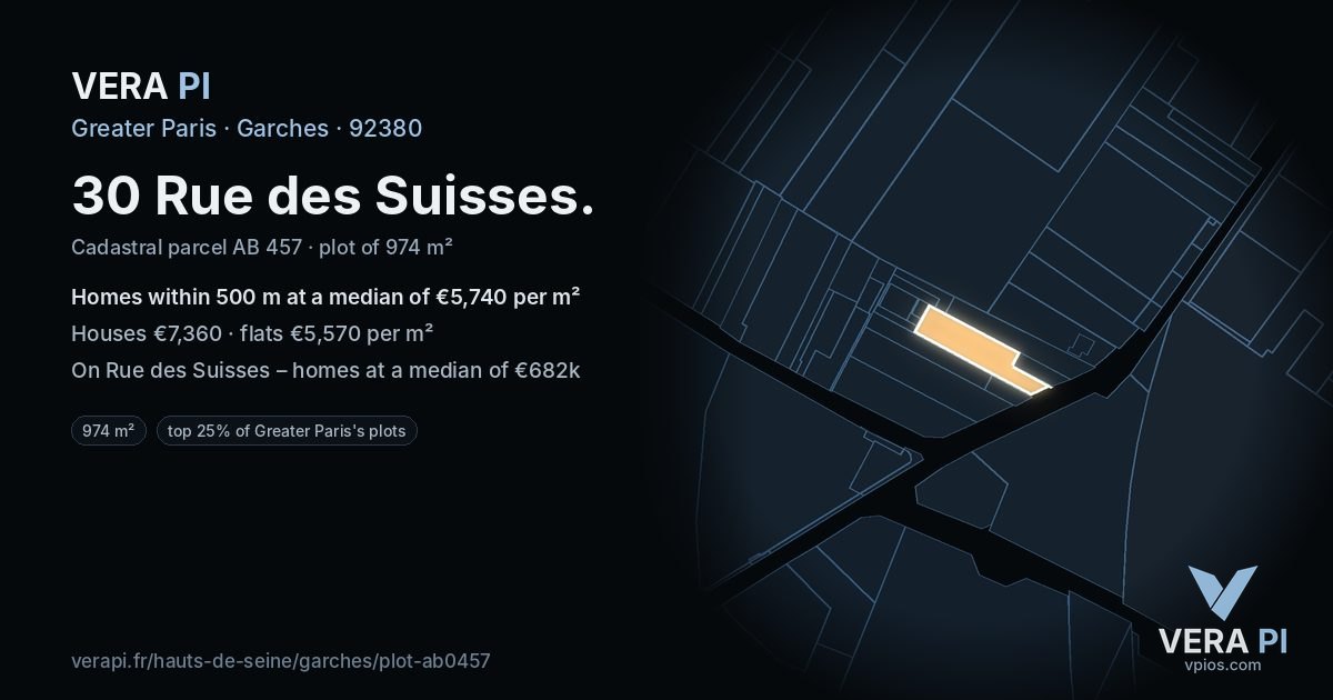 30 Rue des Suisses, Garches at night – the plot lit, the parcels around coloured by the prices near them
