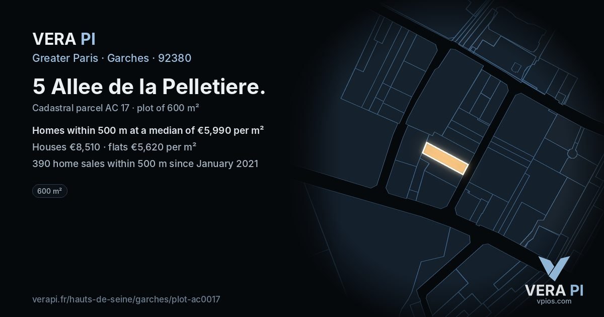5 Allee de la Pelletiere, Garches at night – the plot lit, the parcels around coloured by the prices near them