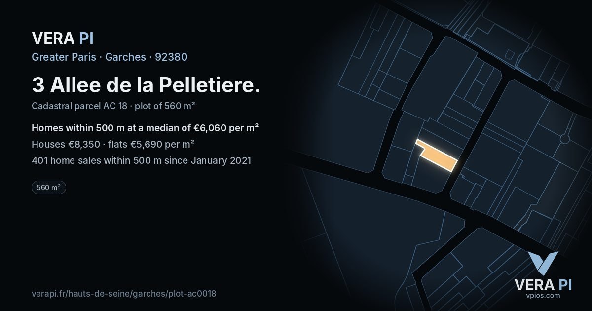 3 Allee de la Pelletiere, Garches at night – the plot lit, the parcels around coloured by the prices near them