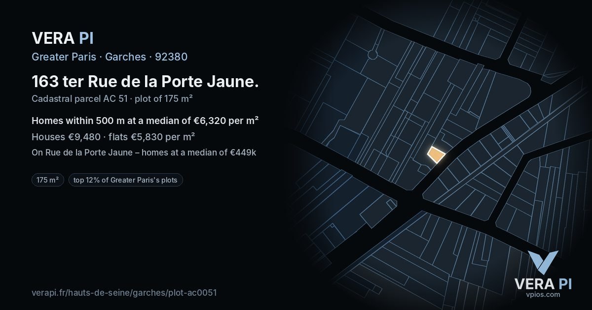 163 ter Rue de la Porte Jaune, Garches at night – the plot lit, the parcels around coloured by the prices near them