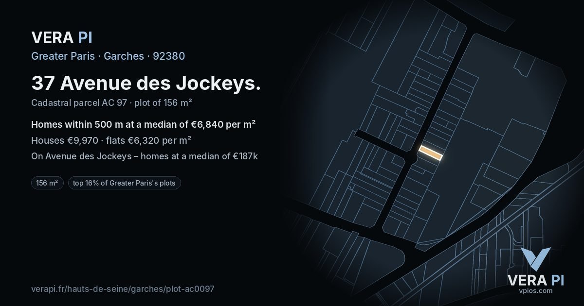 37 Avenue des Jockeys, Garches at night – the plot lit, the parcels around coloured by the prices near them