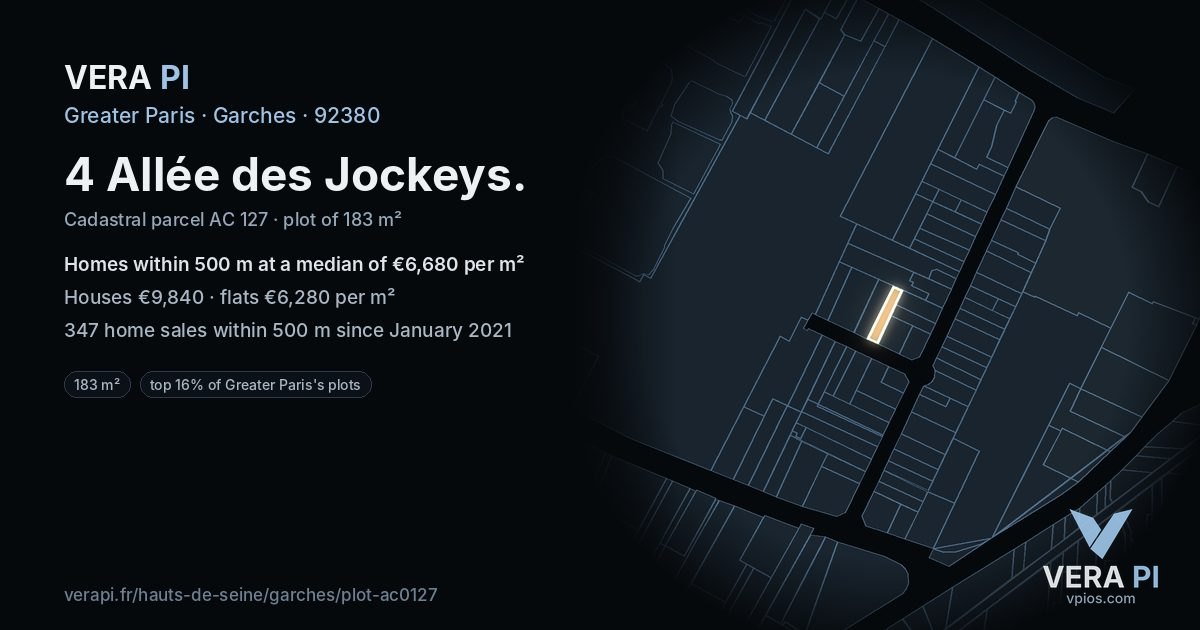 4 Allée des Jockeys, Garches at night – the plot lit, the parcels around coloured by the prices near them