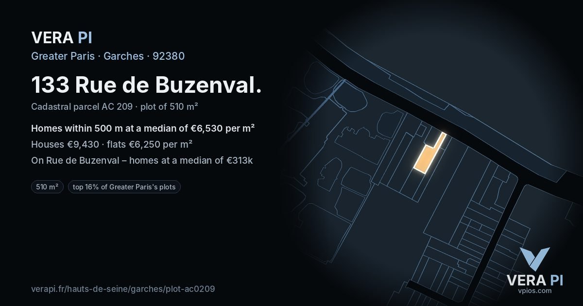 133 Rue de Buzenval, Garches at night – the plot lit, the parcels around coloured by the prices near them