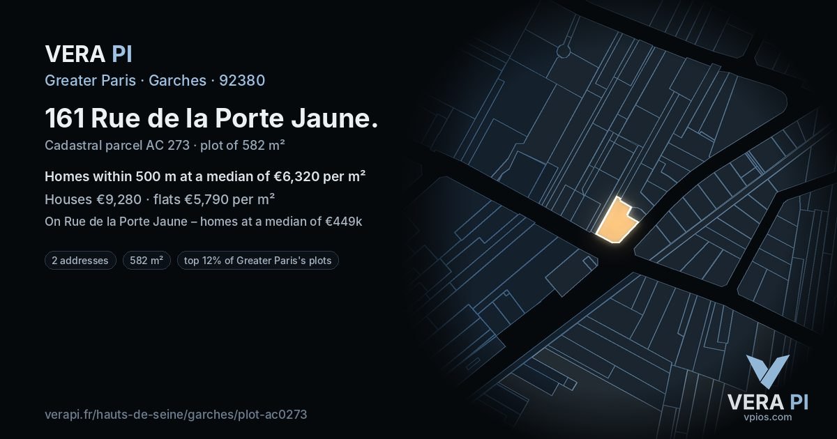 161 Rue de la Porte Jaune, Garches at night – the plot lit, the parcels around coloured by the prices near them