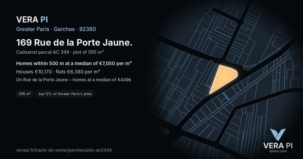 169 Rue de la Porte Jaune, Garches at night – the plot lit, the parcels around coloured by the prices near them