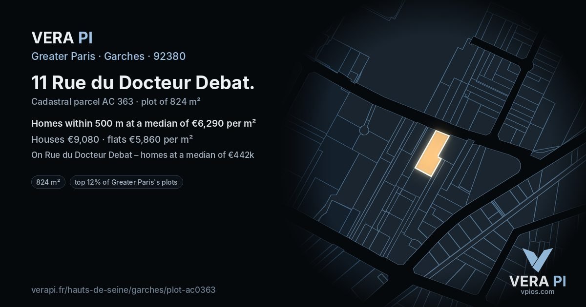 11 Rue du Docteur Debat, Garches at night – the plot lit, the parcels around coloured by the prices near them