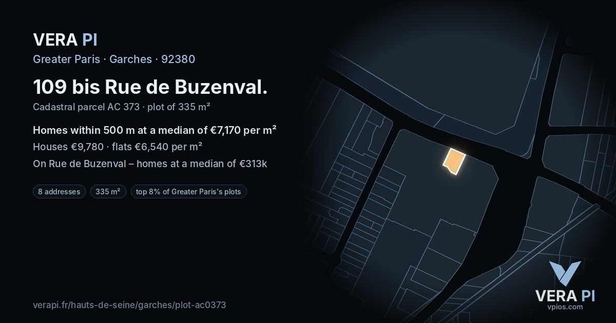 109 bis Rue de Buzenval, Garches at night – the plot lit, the parcels around coloured by the prices near them