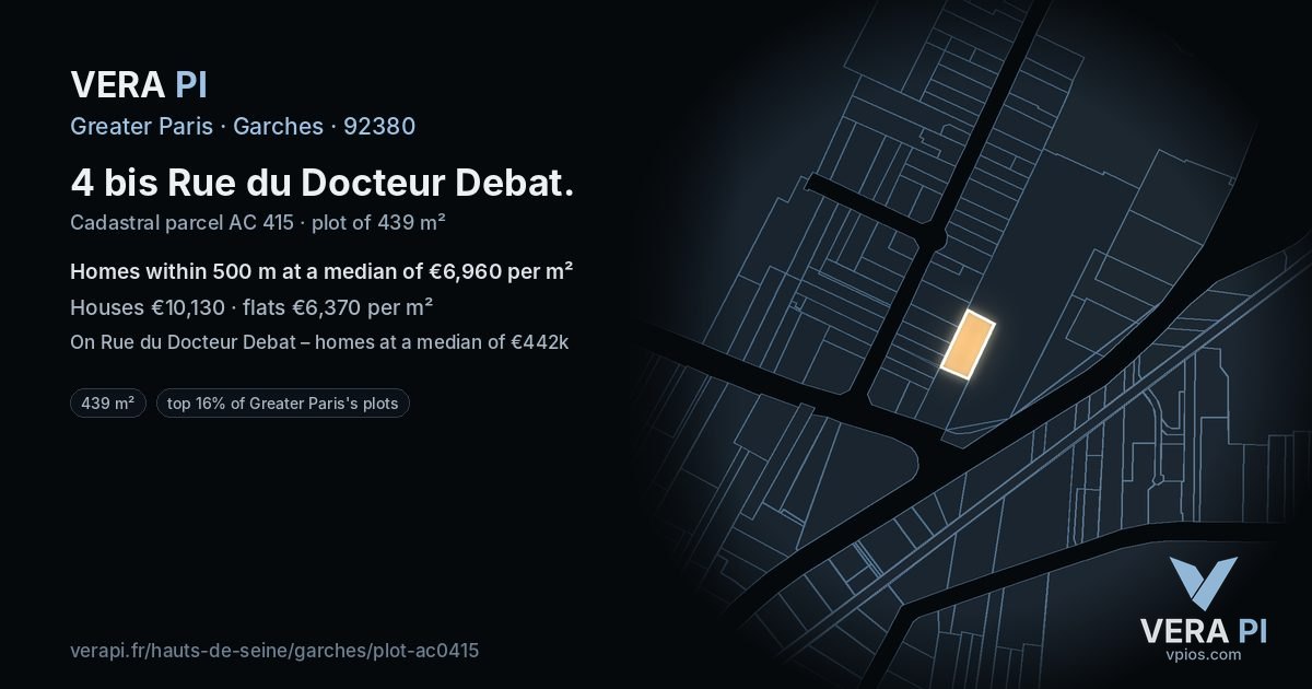 4 bis Rue du Docteur Debat, Garches at night – the plot lit, the parcels around coloured by the prices near them