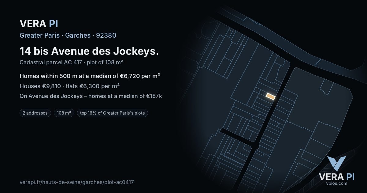 14 bis Avenue des Jockeys, Garches at night – the plot lit, the parcels around coloured by the prices near them