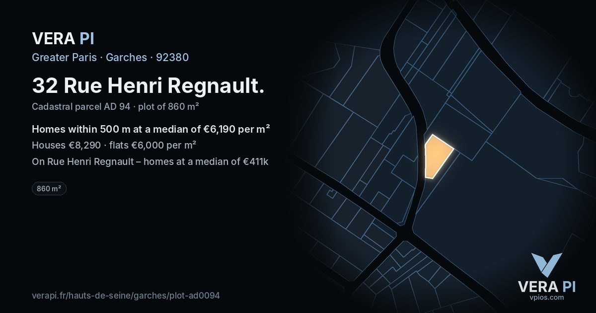 32 Rue Henri Regnault, Garches at night – the plot lit, the parcels around coloured by the prices near them