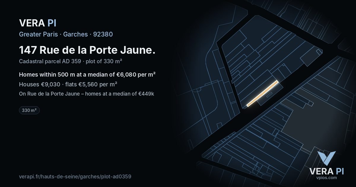 147 Rue de la Porte Jaune, Garches at night – the plot lit, the parcels around coloured by the prices near them