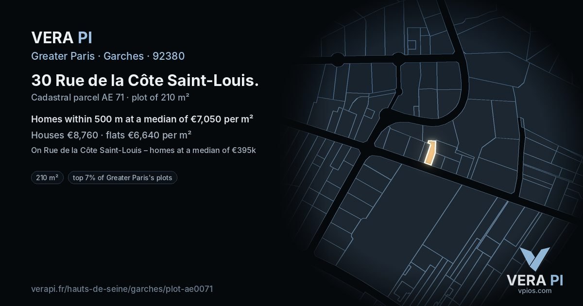 30 Rue de la Côte Saint-Louis, Garches at night – the plot lit, the parcels around coloured by the prices near them