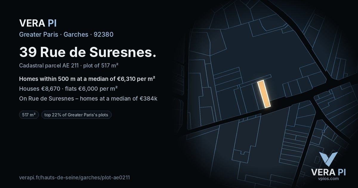 39 Rue de Suresnes, Garches at night – the plot lit, the parcels around coloured by the prices near them