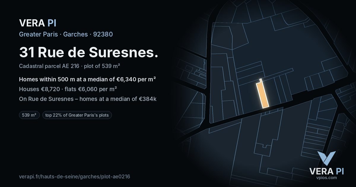 31 Rue de Suresnes, Garches at night – the plot lit, the parcels around coloured by the prices near them